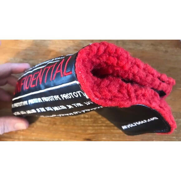 Confidential Prototype Blade Putter Headcover New Golf Head Cover Revolt Golf - Picture 3 of 7